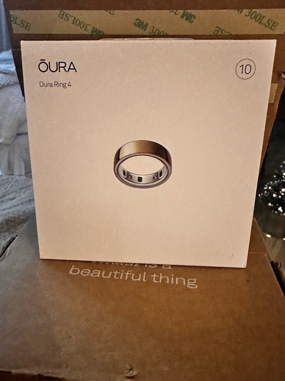 Oura Gold Ring 4 - Polished Gold Wellness Ring